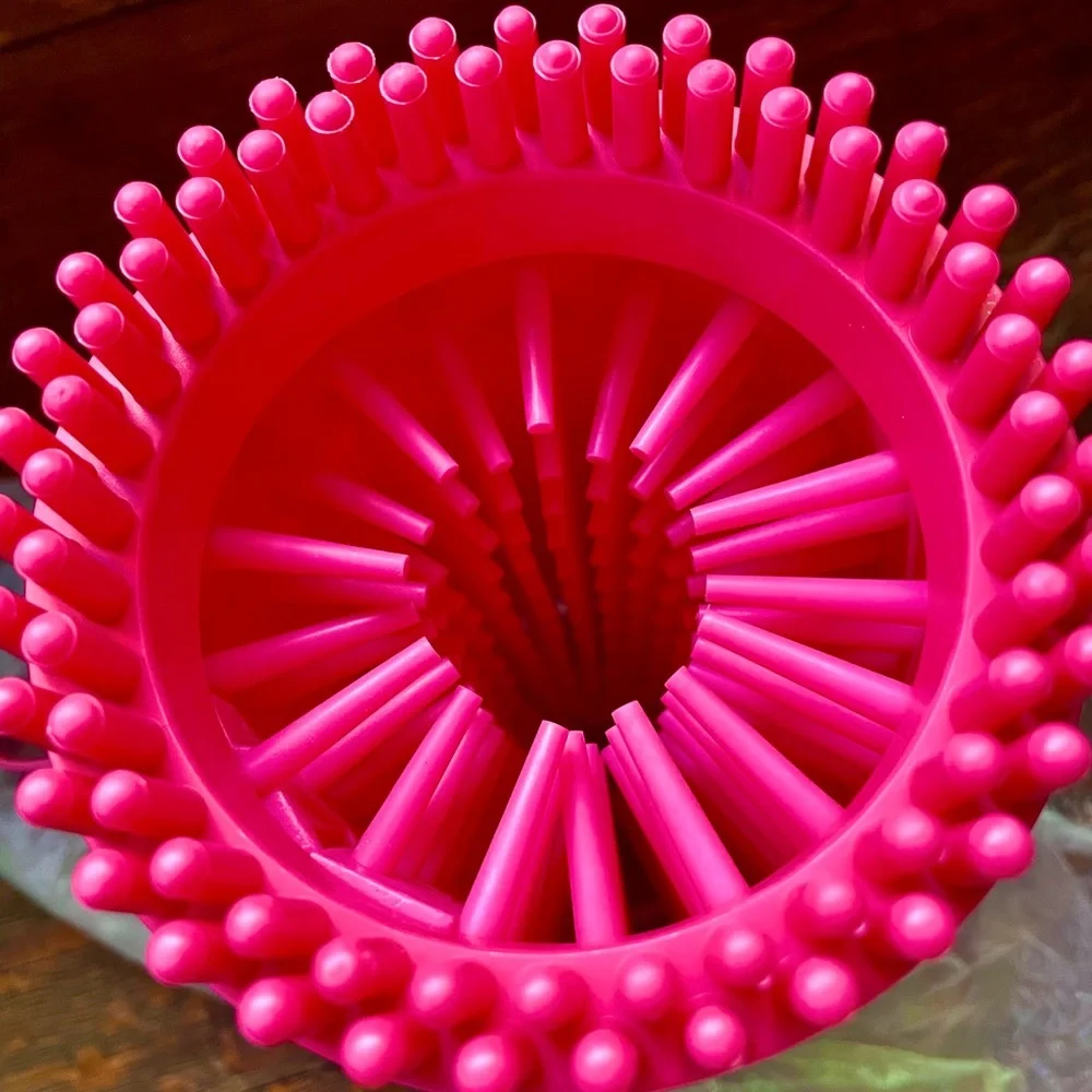 Dog Paw Washer ~ Solution to Muddy Paws ~ Soft and Gentle New in Box! Puppies